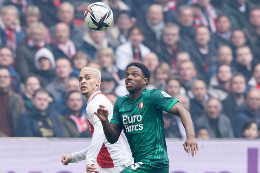 虽然赛场上 虽然赛场上