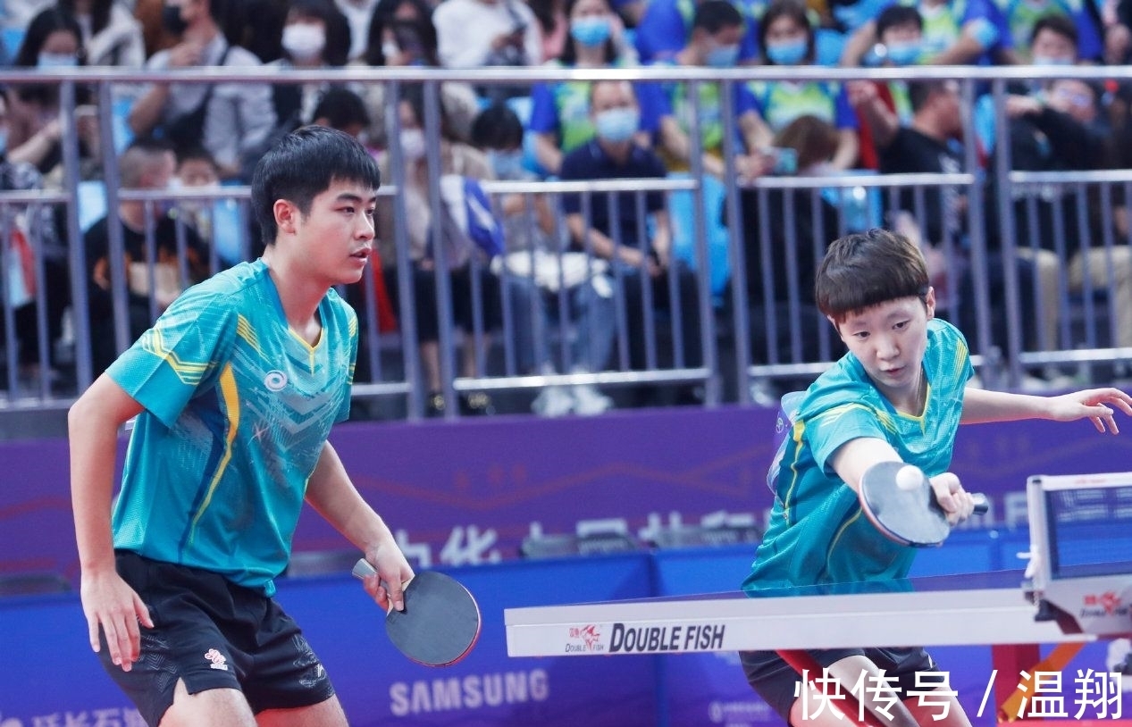 赛季的首次 赛季的首次